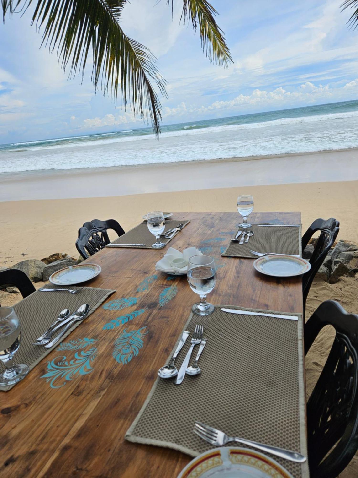 Balance Beach Resort Диквела Екстериор снимка